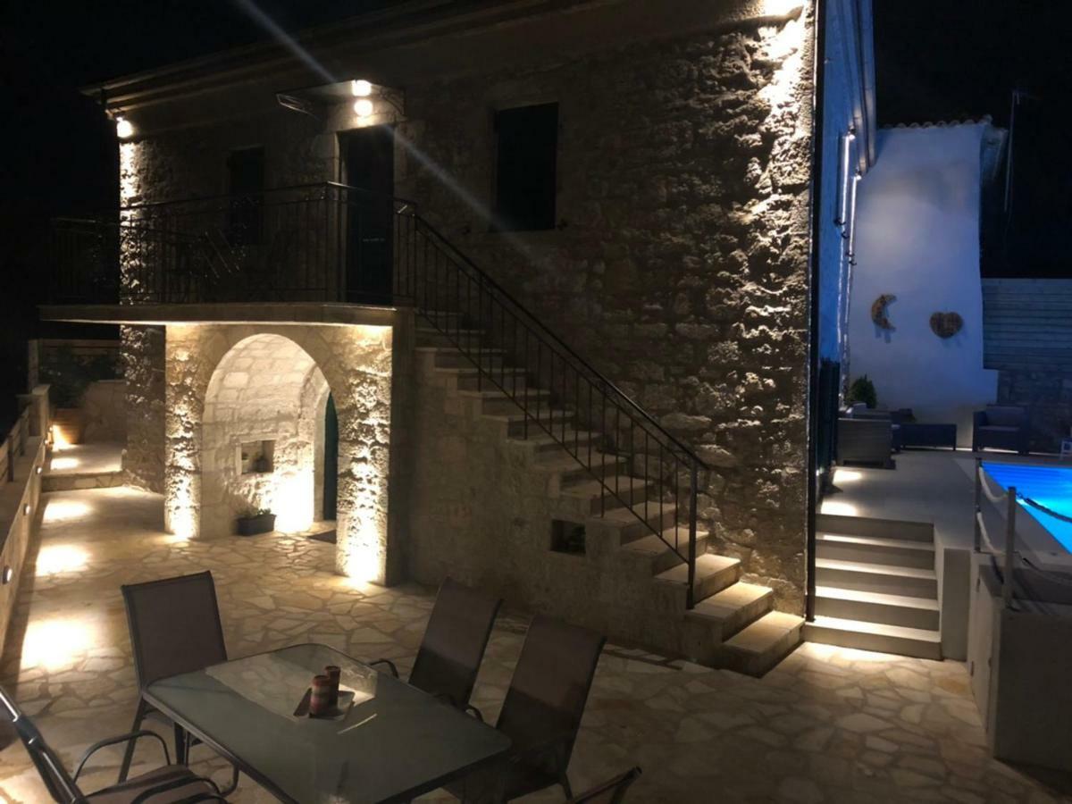 Villa Charonia Spanokhórion المظهر الخارجي الصورة